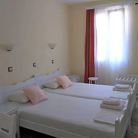 Hotel Syrianos *