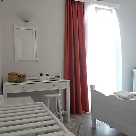 Syrianos Hotel *